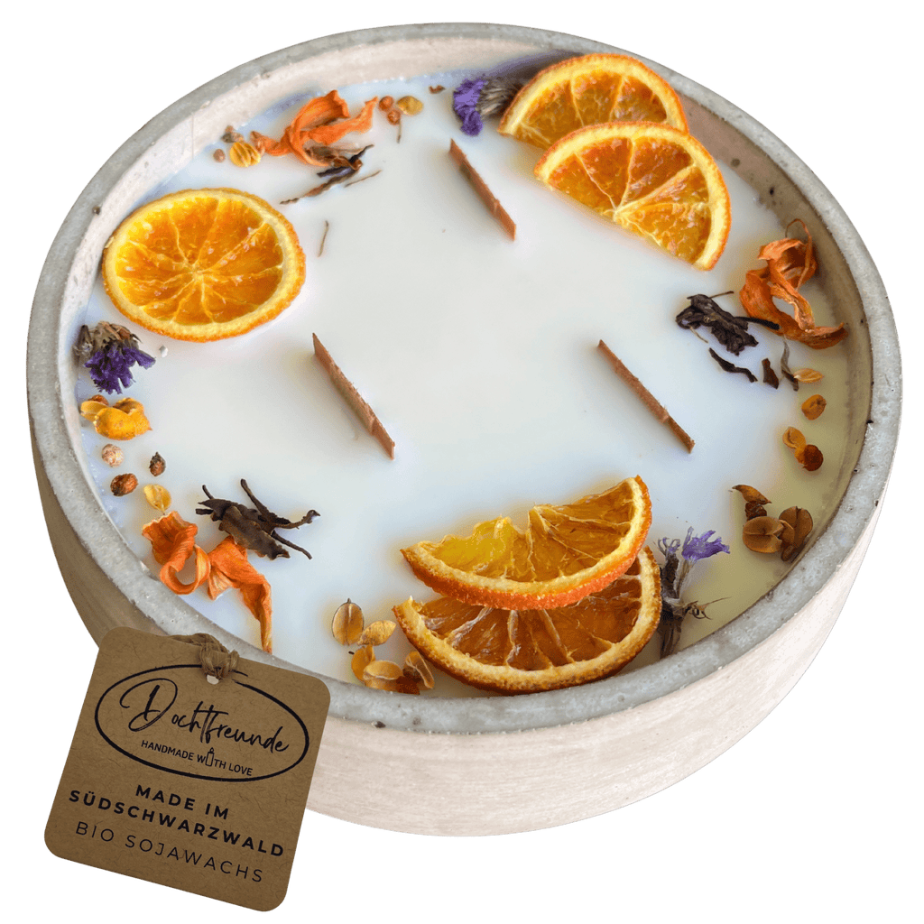 Handbesetze XXL Outdoor Citronella - Betonkerze „Big Grey - Mugge Schreck“ – Mit drei Holdochten - Handgemachter Insektenschutz aus dem Südschwarzwald mit Blütenverzierung - Ignara Living